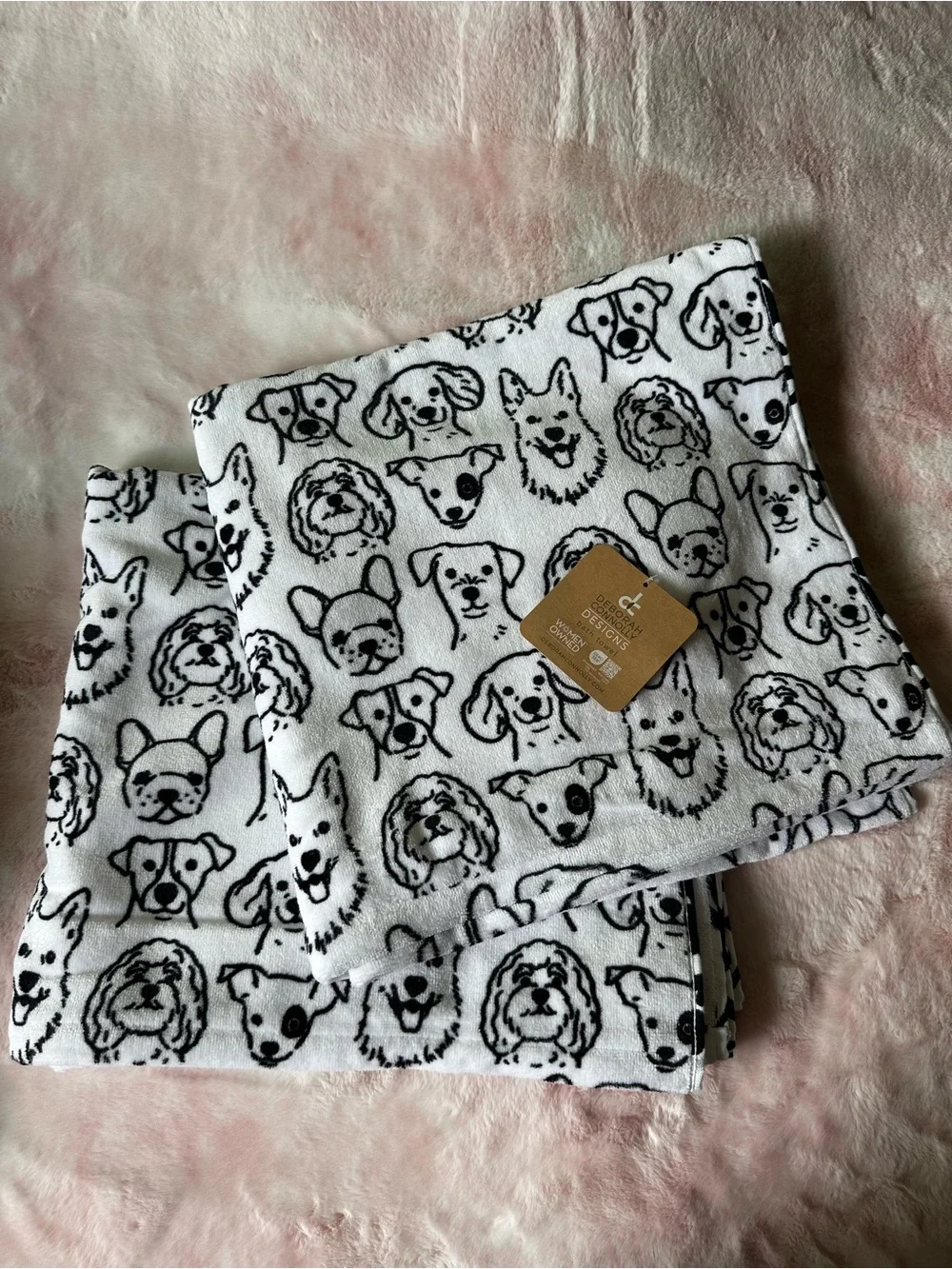 4-piece Set Dog Faces Towels - White with Black Dog Print Deborah Connolly NWT